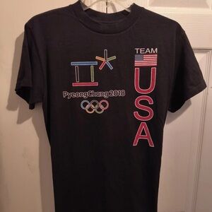 2018 PyeongChang United States Olympic Multicolored Black graphic T-Shirt.
